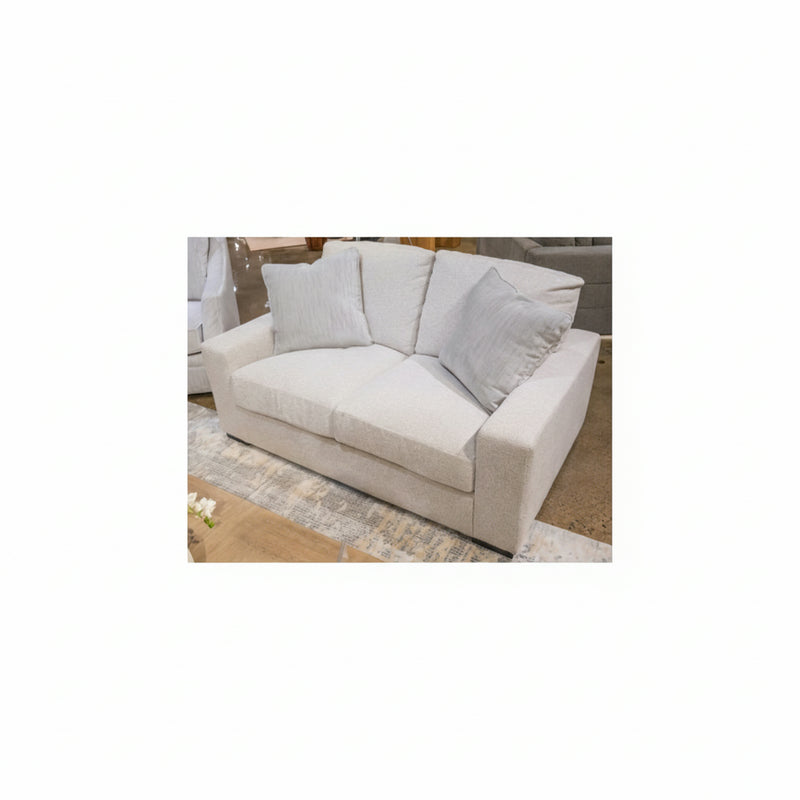 Evanley Loveseat