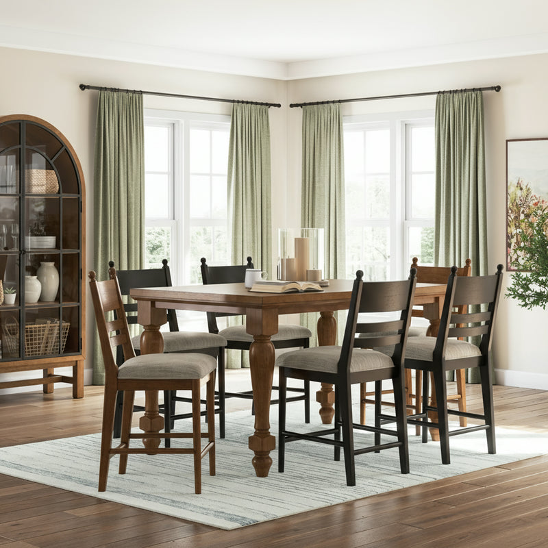 Juego de comedor Greddinton (hasta 8 sillas)