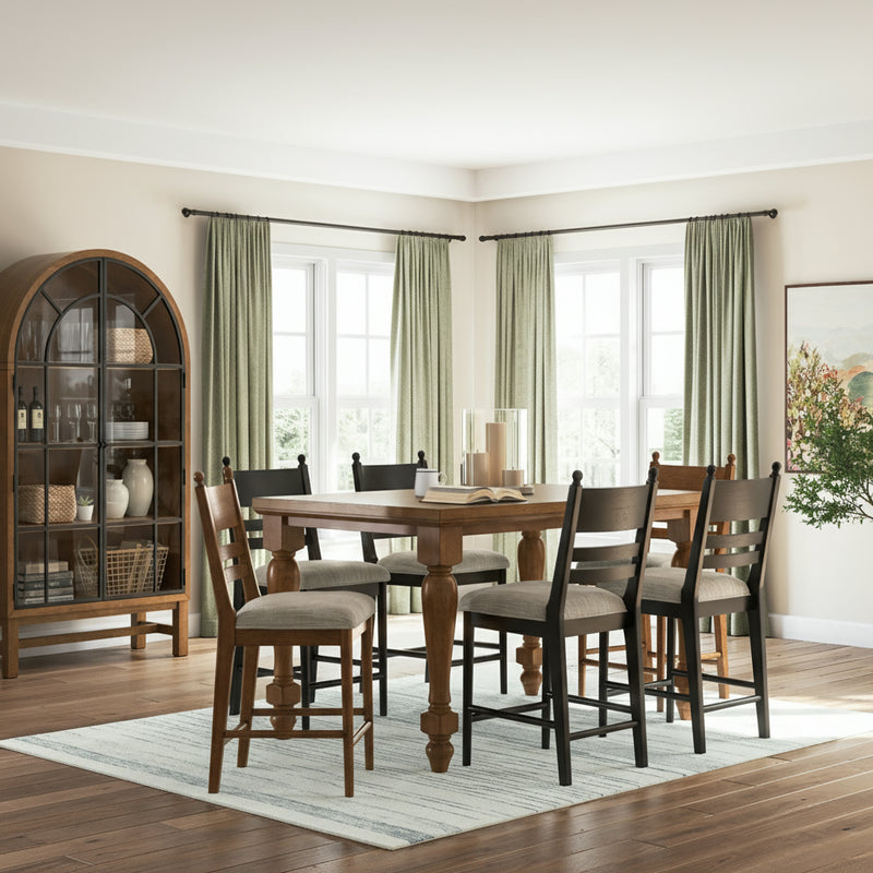 Juego de comedor Greddinton (hasta 8 sillas)