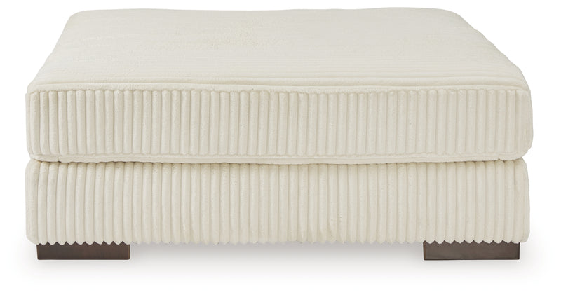 Lindyn Oversized Accent Ottoman