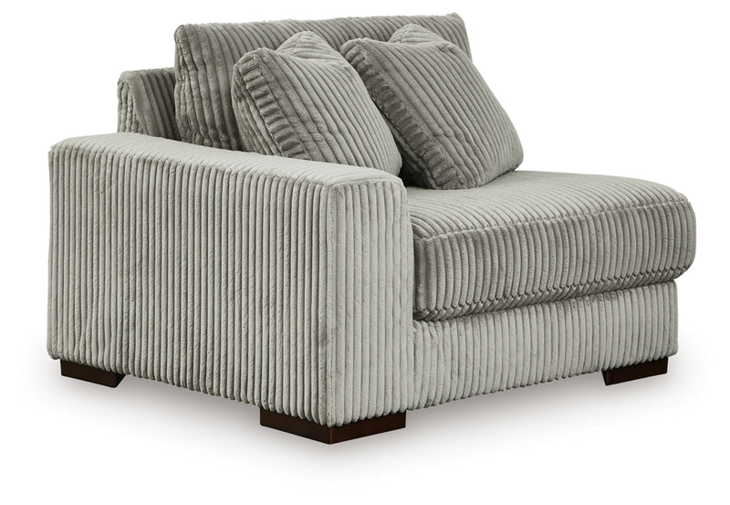 Lindyn 4-Piece Sectional with Chaise