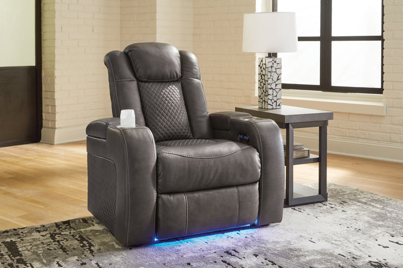 Fyne-Dyme Power Recliner/Adjustable Headrest