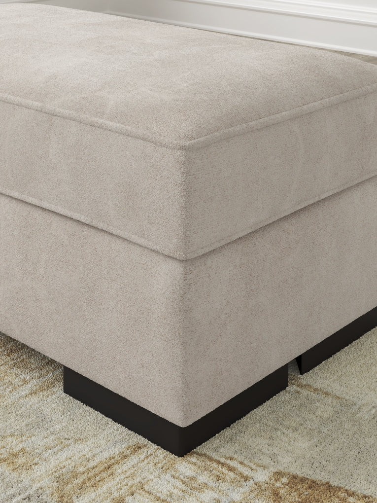 Sillón y otomana de alta gama