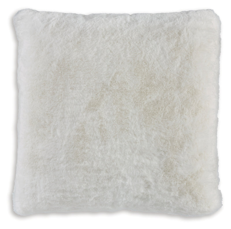 Gariland Pillow