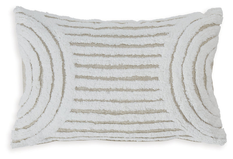 Farissen Pillow
