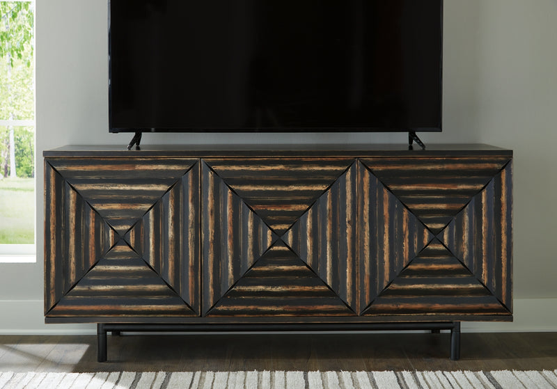 Gabinete decorativo Fair Ridge