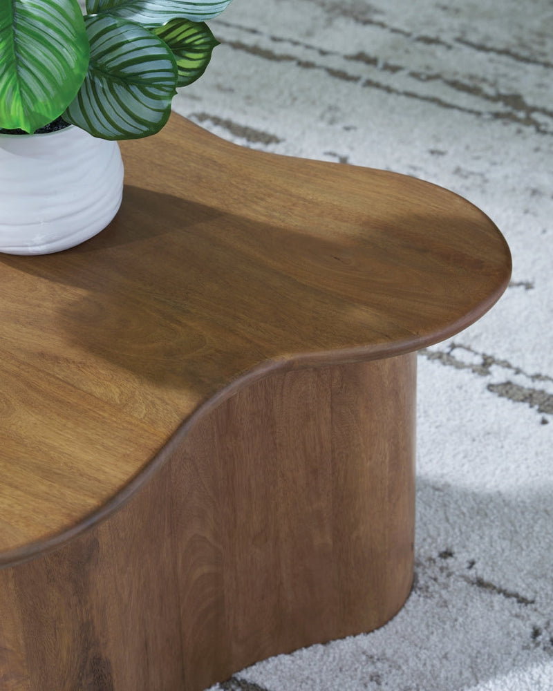 Abeford Accent Cocktail Table Set