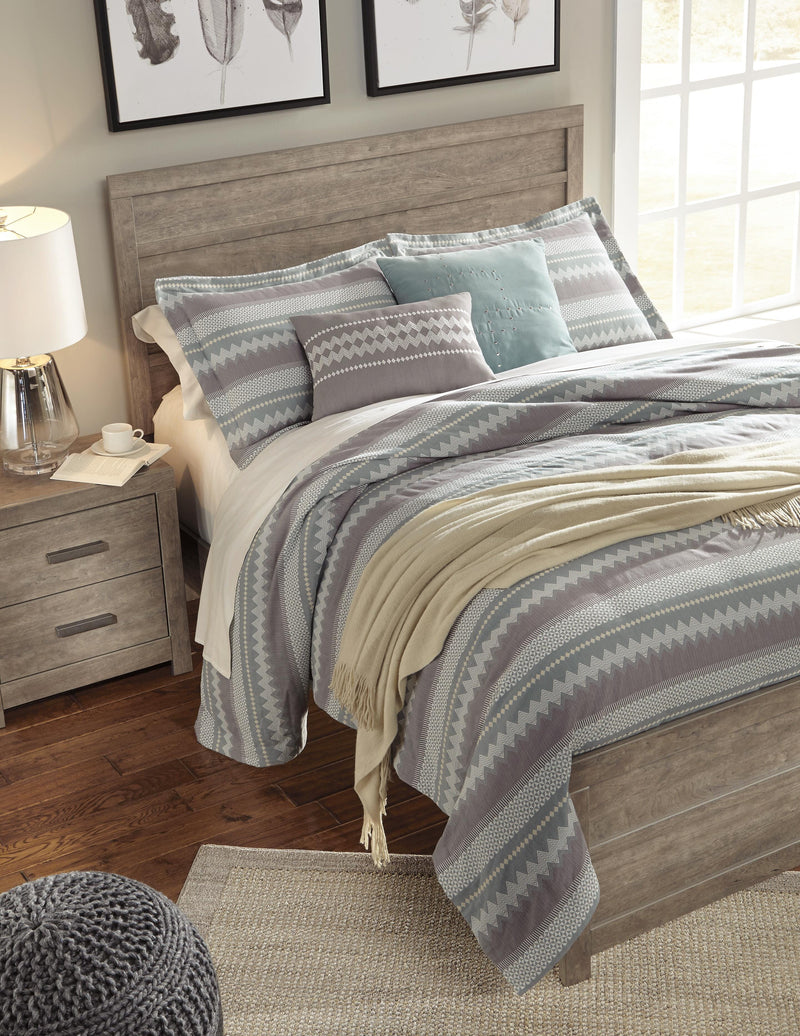 Culverbach Panel Bed