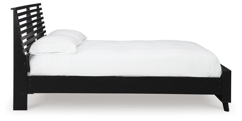 Danziar Slat Panel Bed Bedroom Set