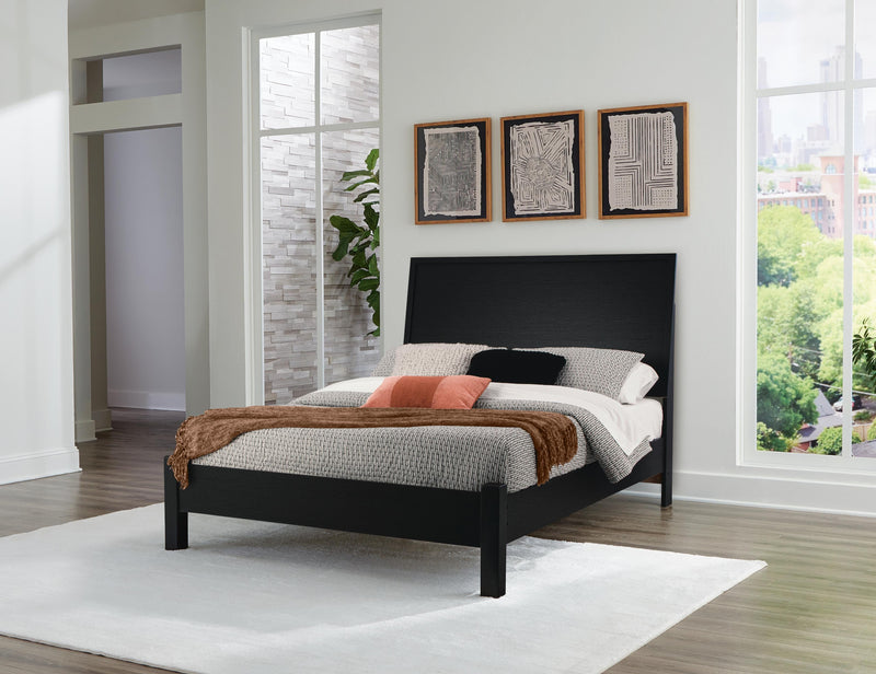 Danziar Panel Bed