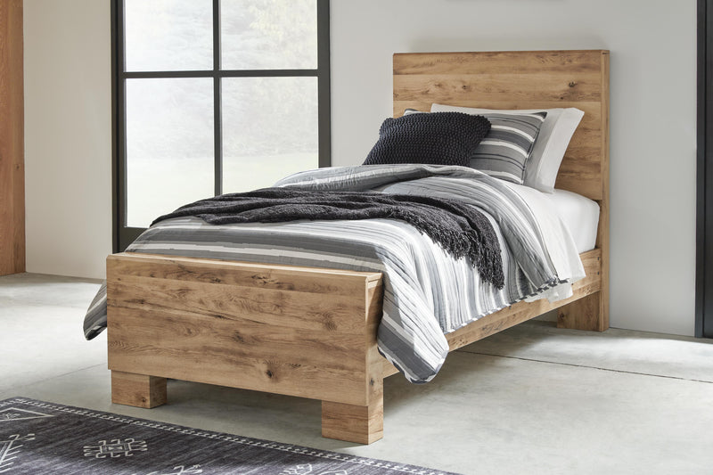 Cama con paneles Hyanna