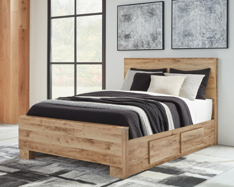 Hyanna Panel Bed Bedroom Set