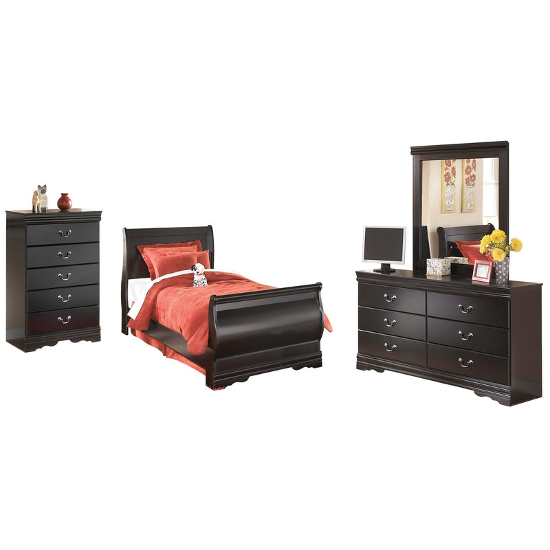 Huey Vineyard Sleigh Bed Bedroom Set