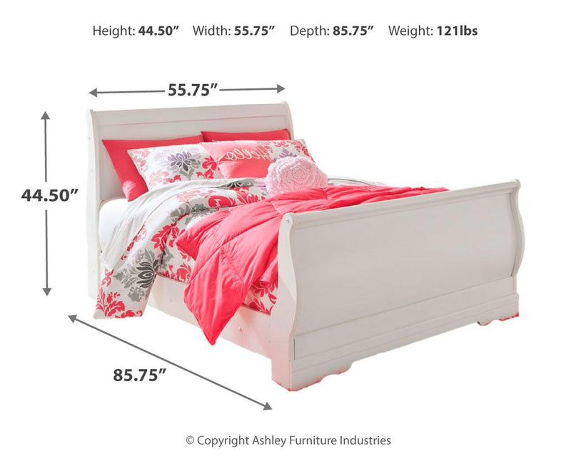 Juego de dormitorio con cama trineo Anarasia