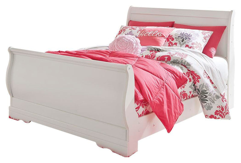 Juego de dormitorio con cama trineo Anarasia