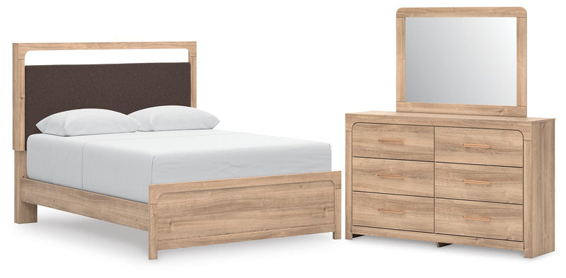 Juego de dormitorio con cama de plataforma tapizada Kinlanni