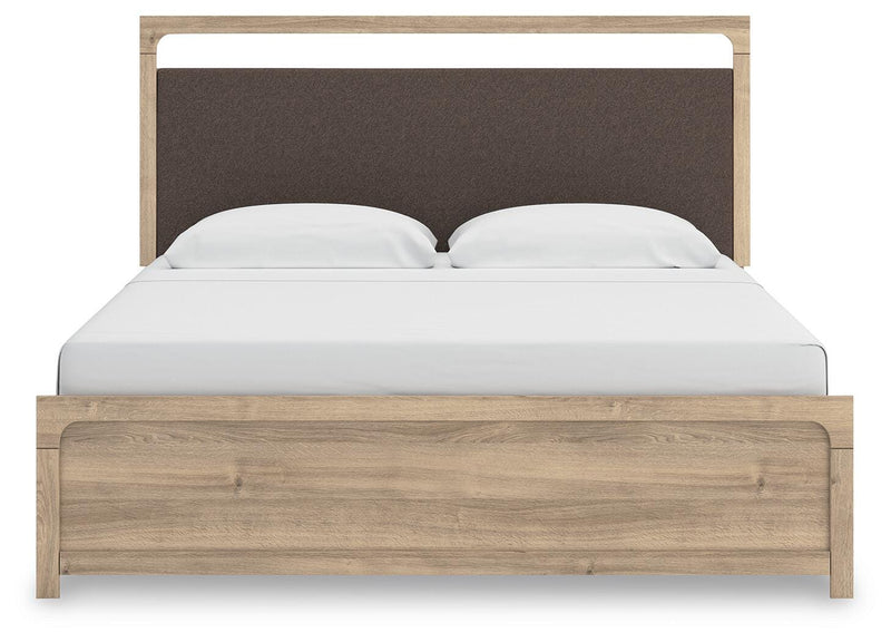 Juego de dormitorio con cama de paneles tapizados Kinlanni