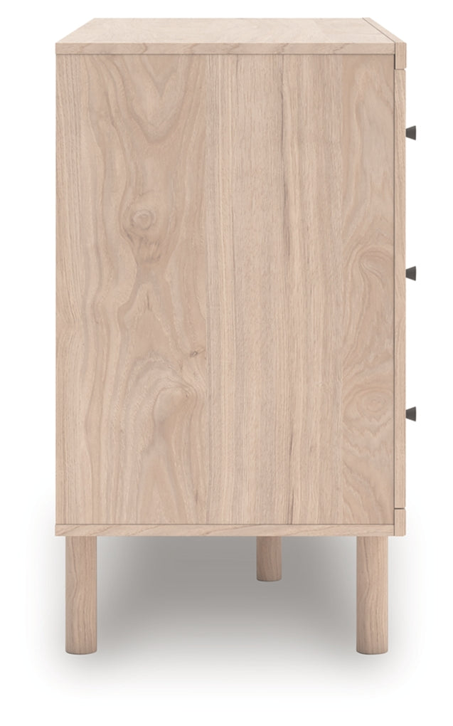 Shapella Six Drawer Dresser