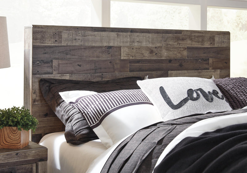 Derekson Panel Bed