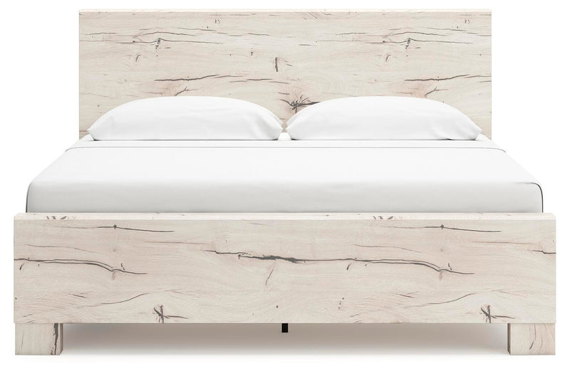 Dormitorio con cama de panel Lawroy