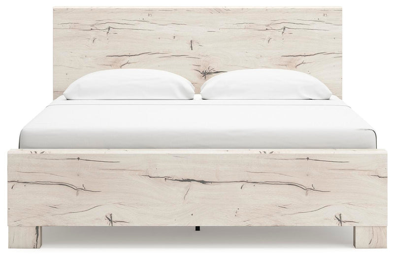 Dormitorio con cama de panel Lawroy
