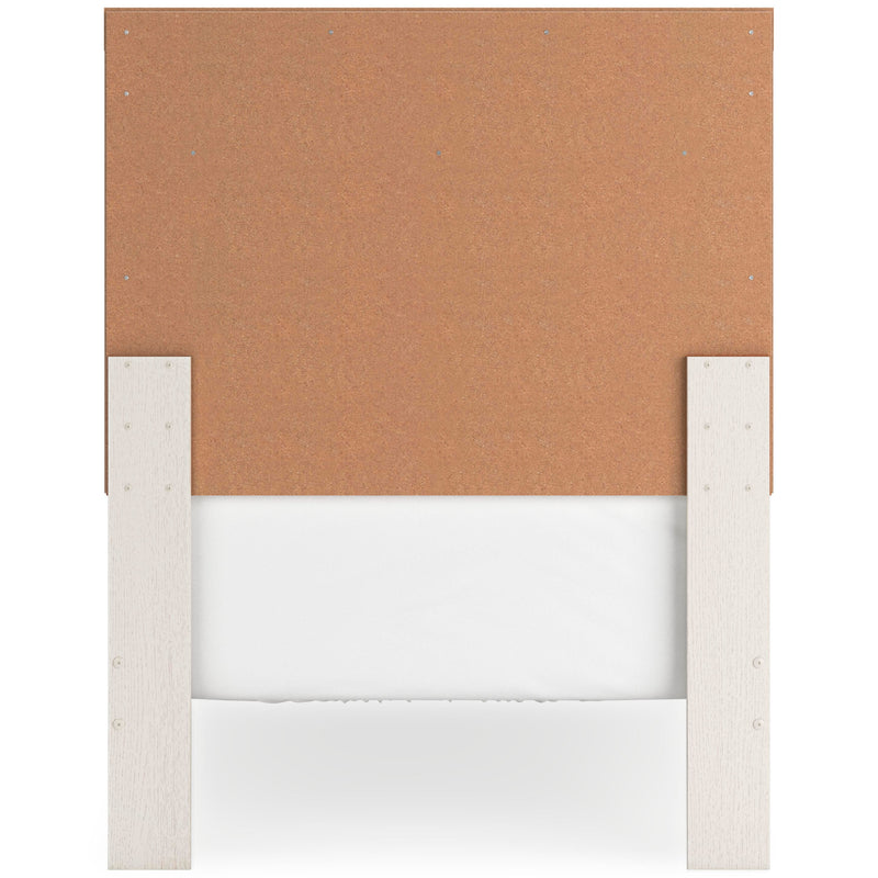 Stelsie Panel Bed