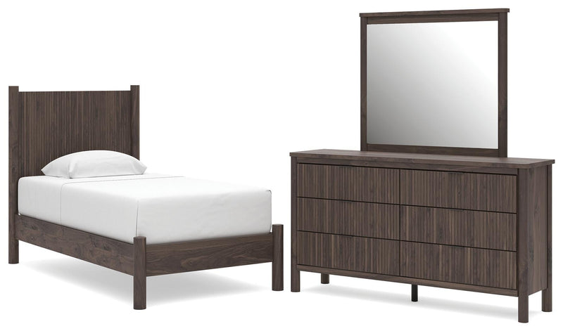 Pamytta Panel Platform Bed Bedroom Set