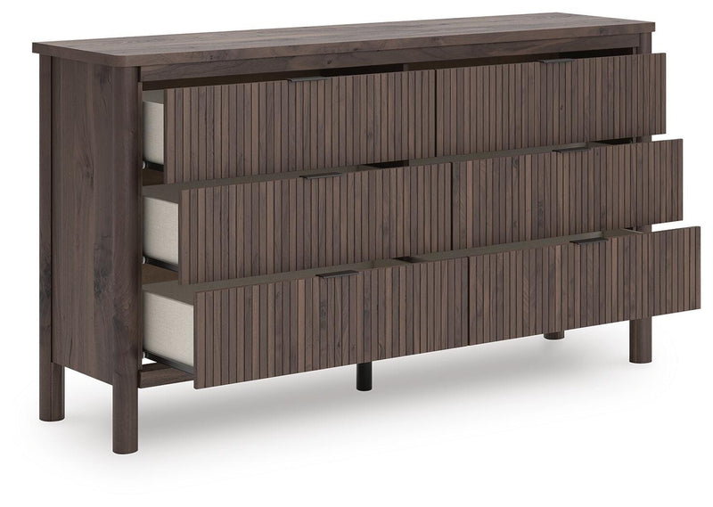 Pamytta Panel Platform Bed Bedroom Set