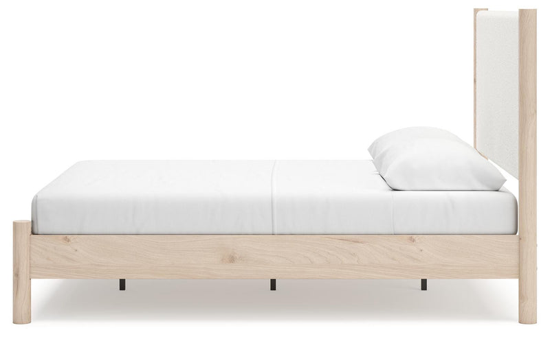 Juego de dormitorio con cama panel tapizada Cadmori