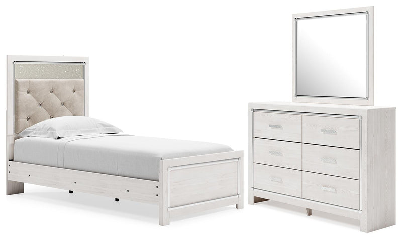 Juego de dormitorio con cama de panel Altyra