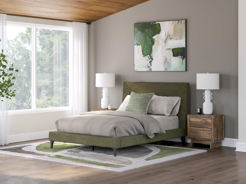 Zadilyn UPH Bed w/Roll Slats