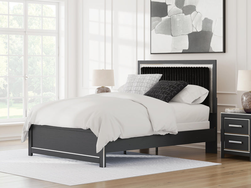 Birmonton Upholstered Panel Bed