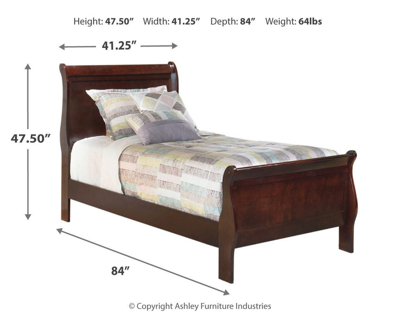 Alisdair Sleigh Bed Bedroom Set