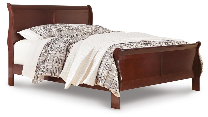 Alisdair Sleigh Bed Bedroom Set
