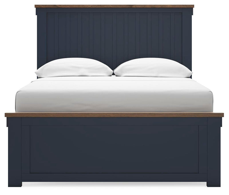 Juego de dormitorio Landocken con cama de paneles