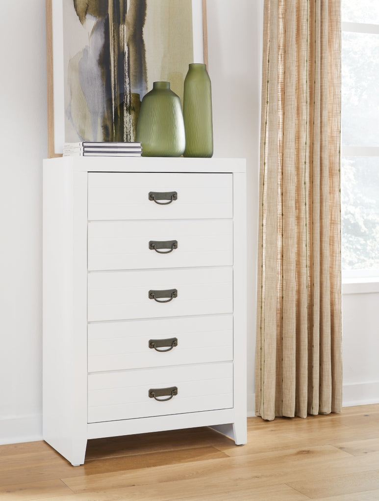 Binterglen Dresser & Chest