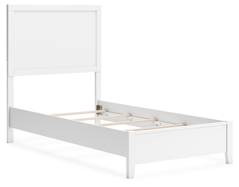 Binterglen Panel Bed Bedroom Set