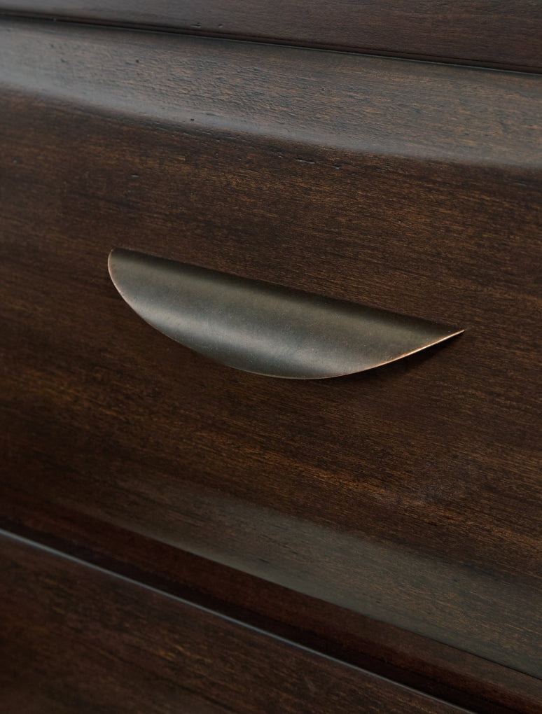 Vanmore Dresser & Chest