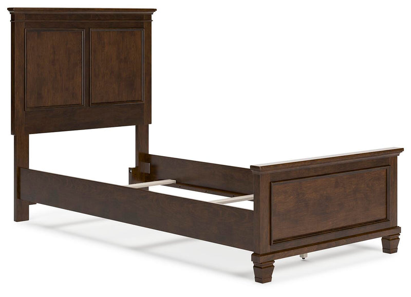Cama con panel Danabrin