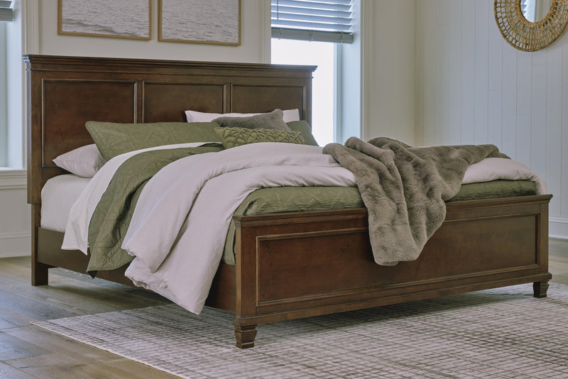 Cama con panel Danabrin