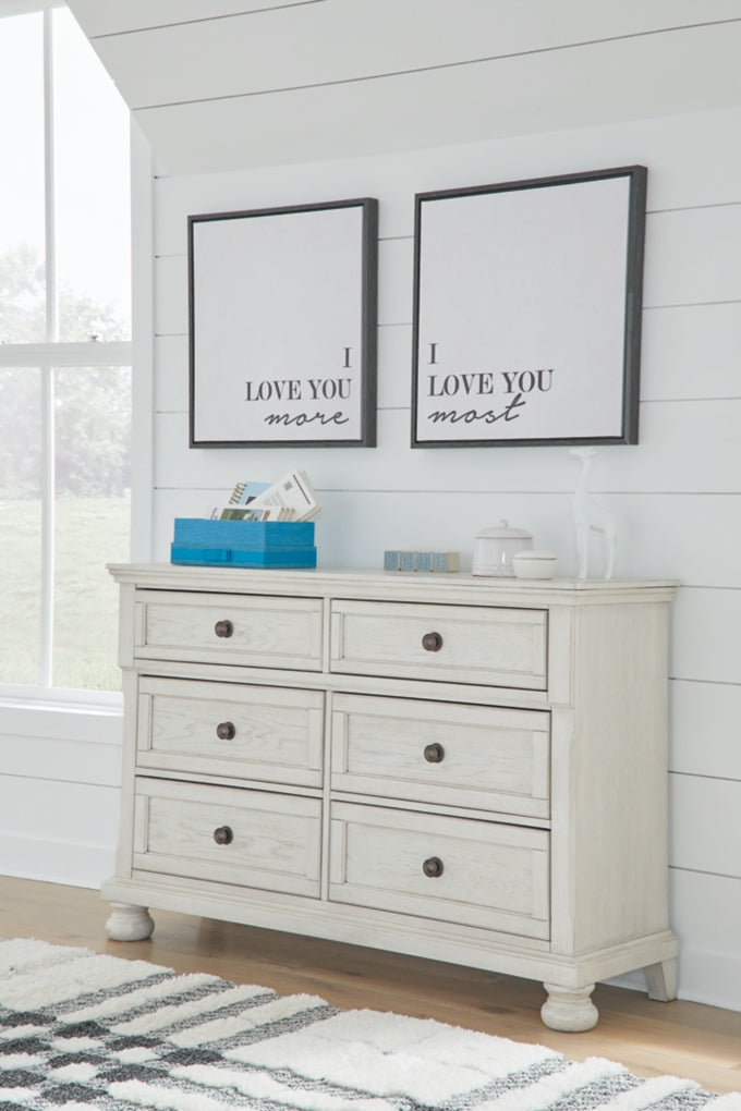 Robbinsdale Dresser & Chest