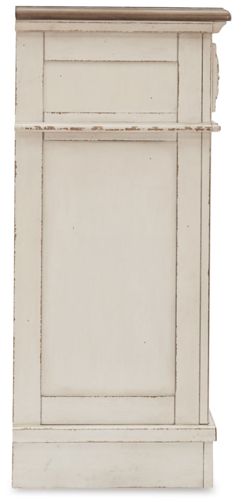 Realyn Dresser & Chest