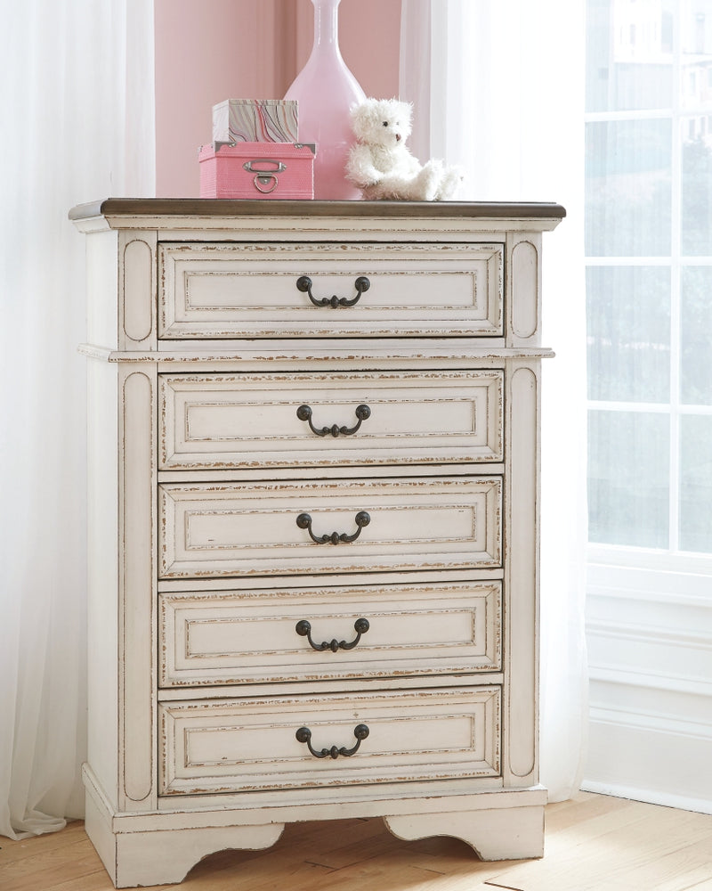 Realyn Dresser & Chest