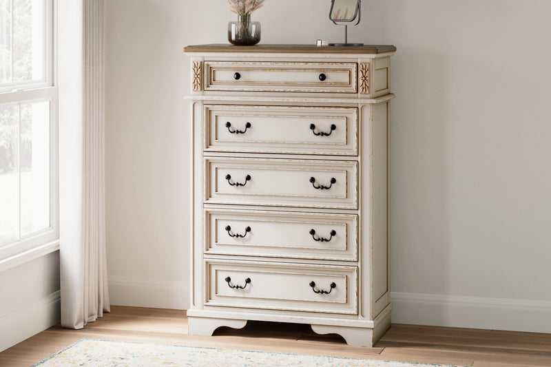 Realyn Dresser & Chest