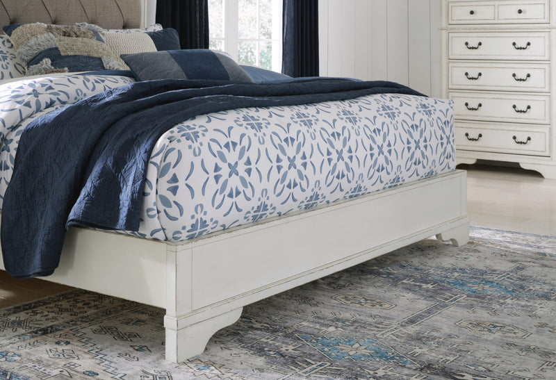 Cama tapizada con paneles Blendon