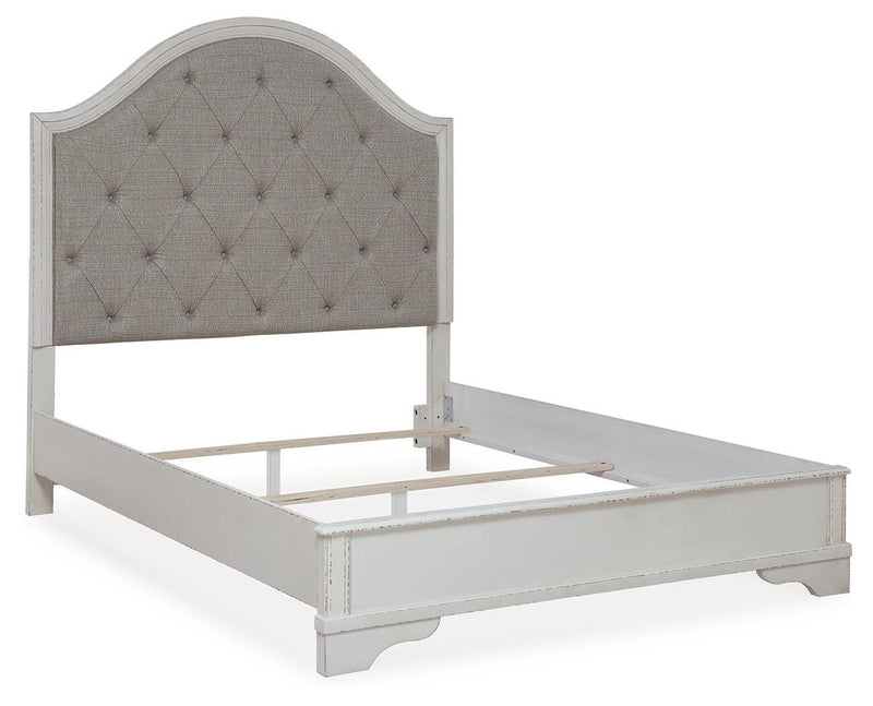 Cama tapizada con paneles Blendon