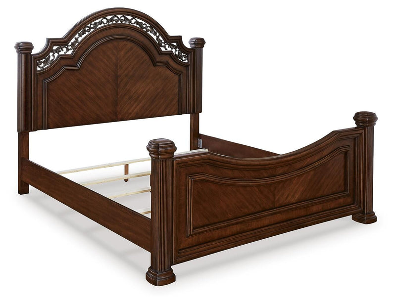 Lavinton Poster Bed Bedroom Set