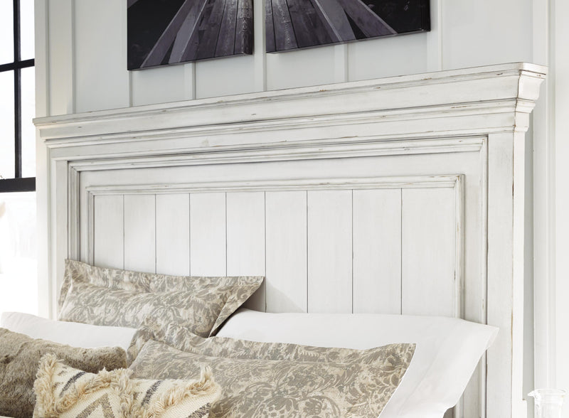 Kanwyn Panel Bed with Storage Bench