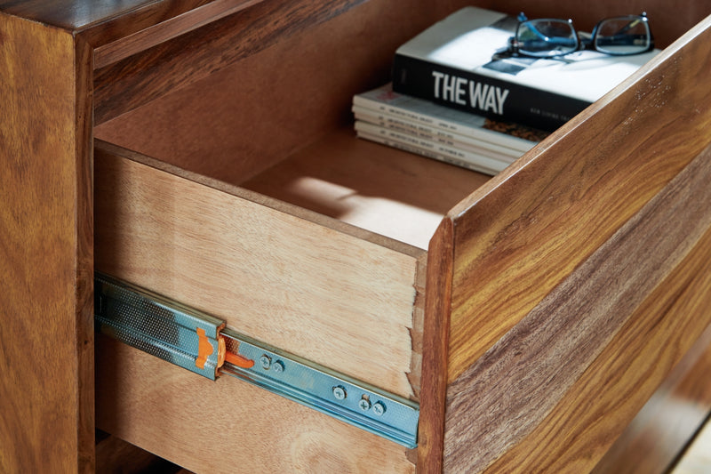 Dressonni Dresser & Chest