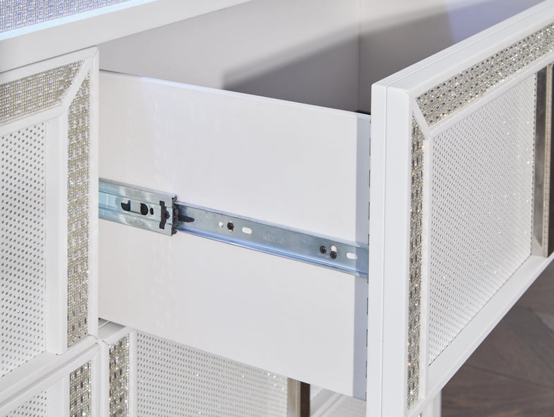 Chalanna Dresser & Chest